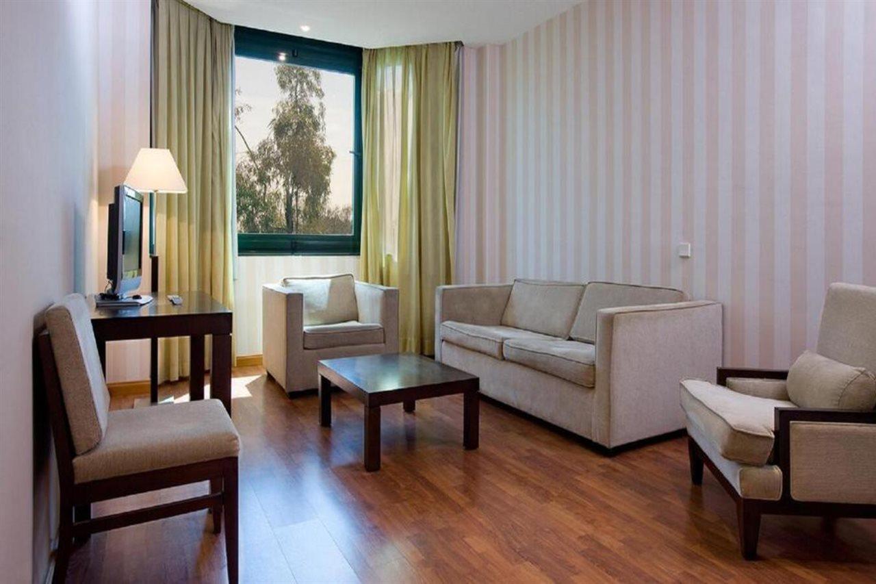 Apartamentos Th Las Rozas Dış mekan fotoğraf