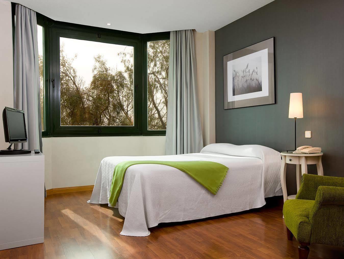 Apartamentos Th Las Rozas Dış mekan fotoğraf